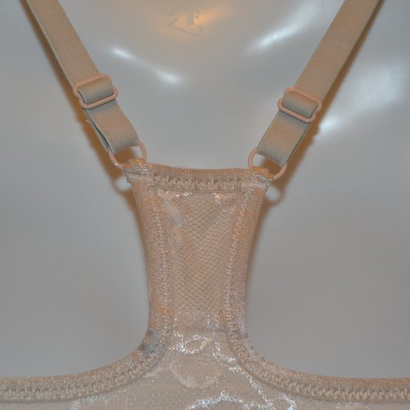 Victoria's Secret nude front closure  Size 34DD  EUC - Picture 6 of 9